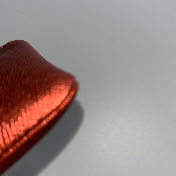 ❤️Coach Corner Zip Wristlet Crossgrain Leather Metallic Red - Picture 9 of 10